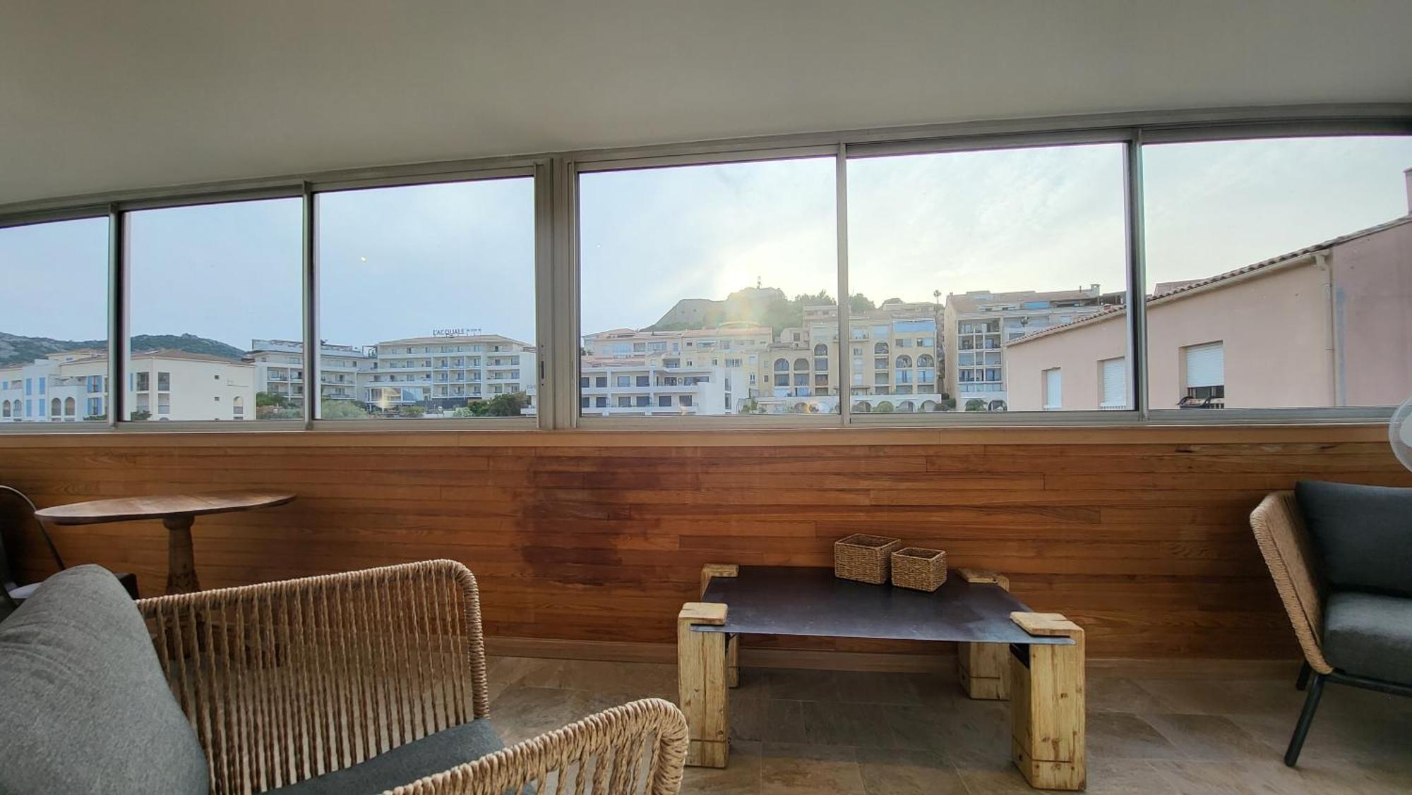 Appartement Sur La Baie, En Centre Ville Καλβί Εξωτερικό φωτογραφία